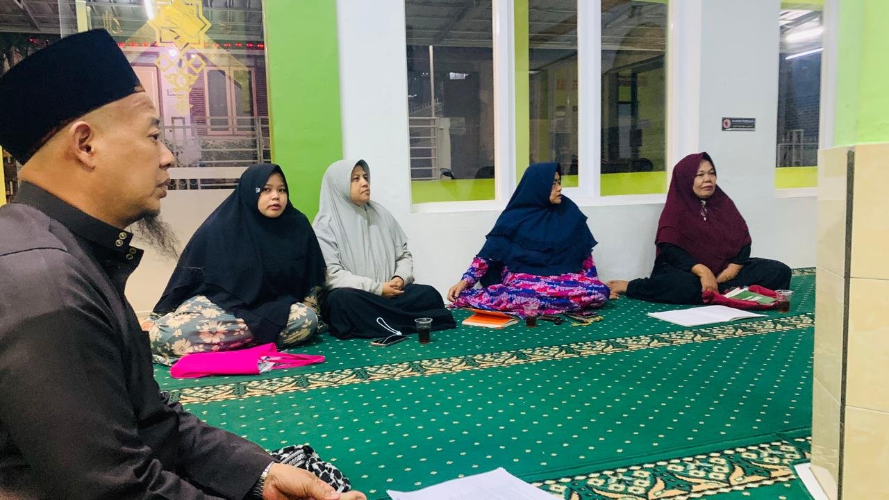 Foto LAPORAN KEGIATAN RAPAT KOORDINASI DKM BAITURROYYAN