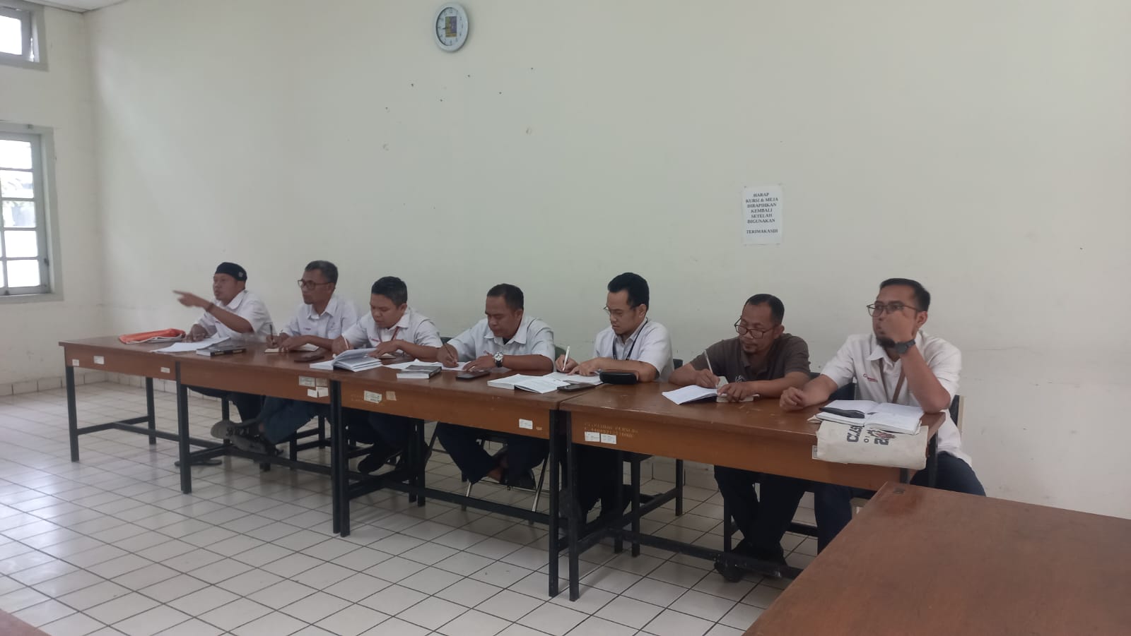Foto Galeri Kelas Bahasa Arab DKM Al-Fithrah